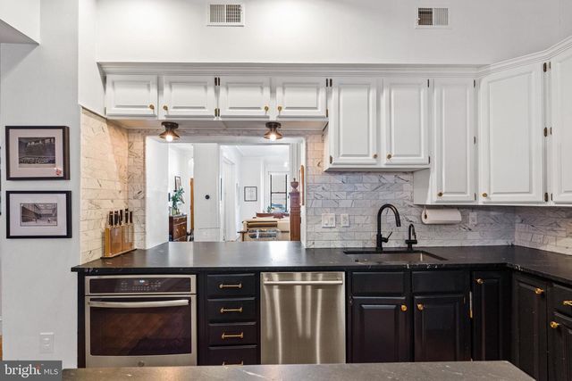 2026 15TH ST NW, Washington, DC 20009