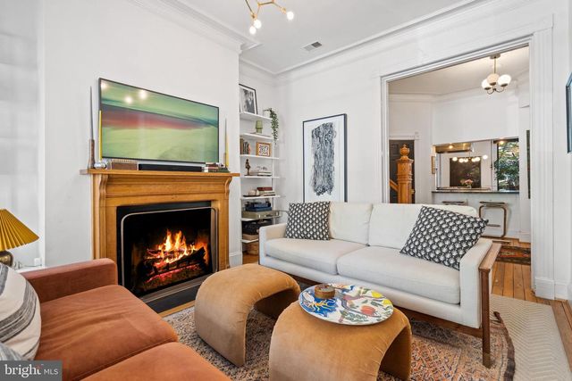 2026 15TH ST NW, Washington, DC 20009