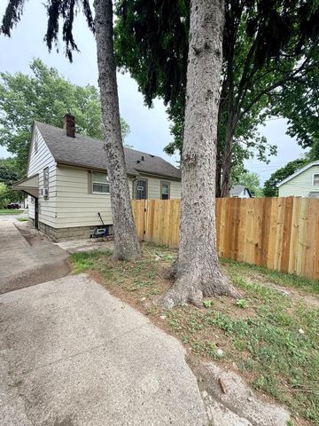 5015 N 49TH STREET, Milwaukee, WI 53218