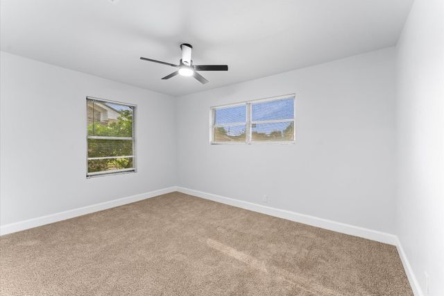 8427 Guinevere Street, Houston, TX 77029