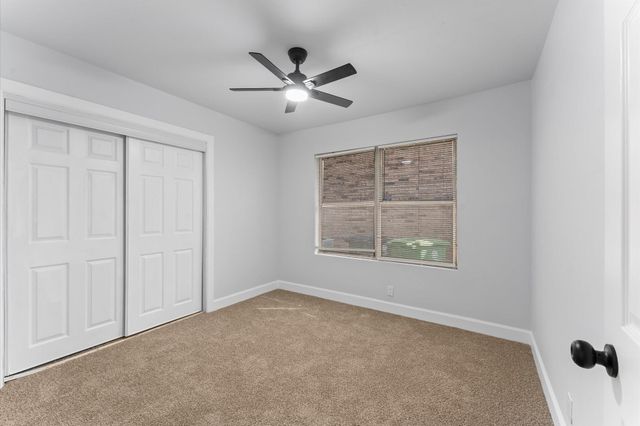 8427 Guinevere Street, Houston, TX 77029