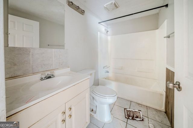 3524 Exeter Court, Snellville, GA 30039