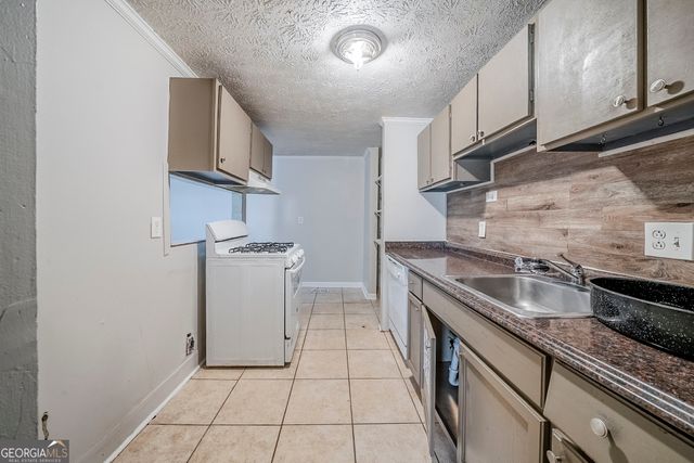 3524 Exeter Court, Snellville, GA 30039
