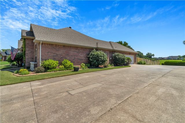 903 June Drive, Springdale, AR 72762