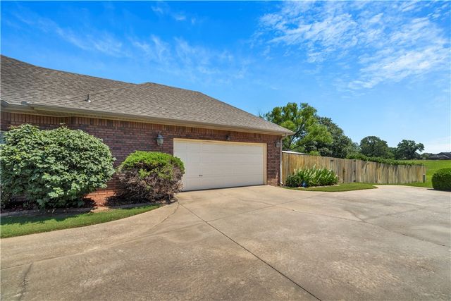 903 June Drive, Springdale, AR 72762