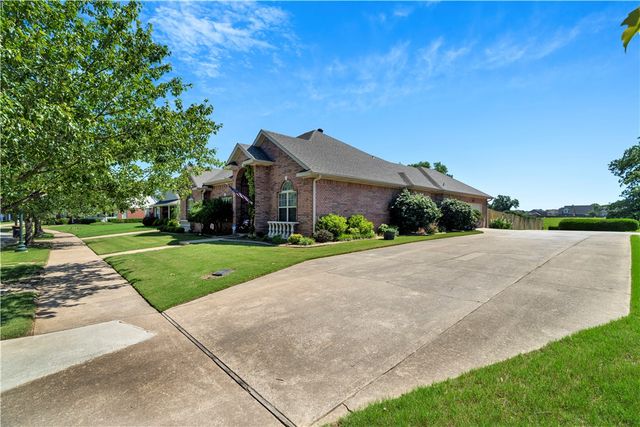 903 June Drive, Springdale, AR 72762