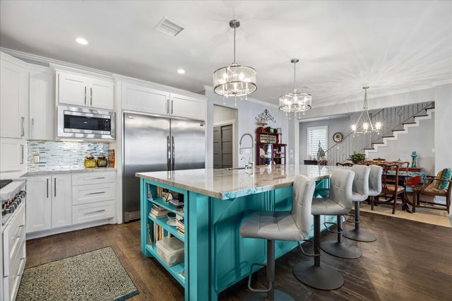 4019 Bayshore Drive Drive, Bacliff, TX 77518