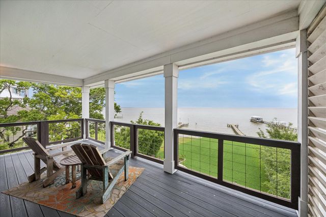 4019 Bayshore Drive Drive, Bacliff, TX 77518