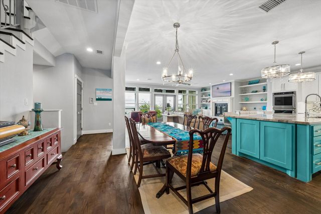 4019 Bayshore Drive Drive, Bacliff, TX 77518