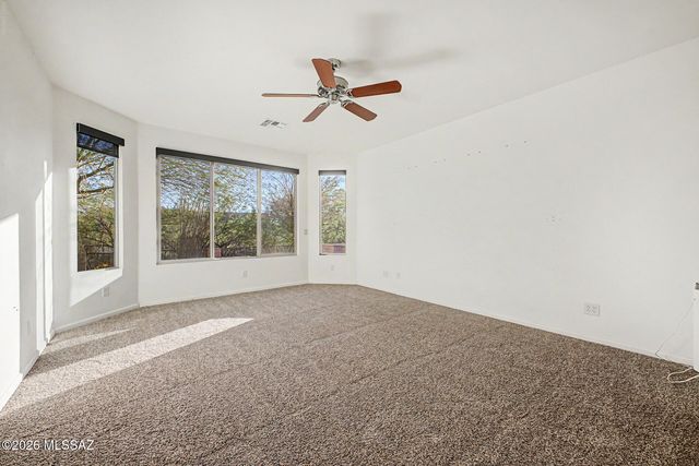 1113 N Night Heron Drive, Green Valley, AZ 85614