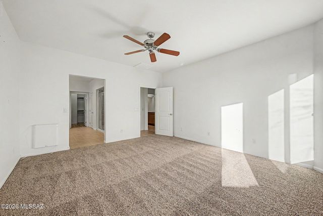 1113 N Night Heron Drive, Green Valley, AZ 85614