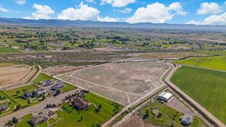 1326 L 7/10 Road, Loma, CO 81524