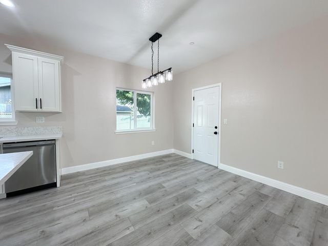 1527 9th Ave, Olivehurst, CA 95961