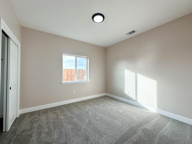 1527 9th Ave, Olivehurst, CA 95961