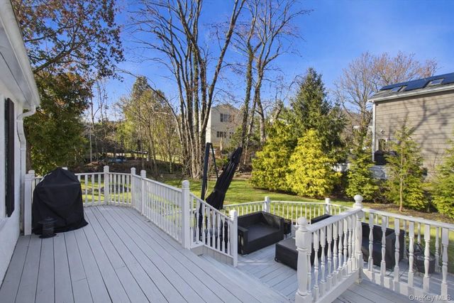 37 Longview Drive, Scarsdale, NY 10583