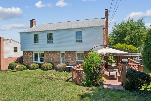 309 Toura Drive, Pleasant Hills, PA 15236