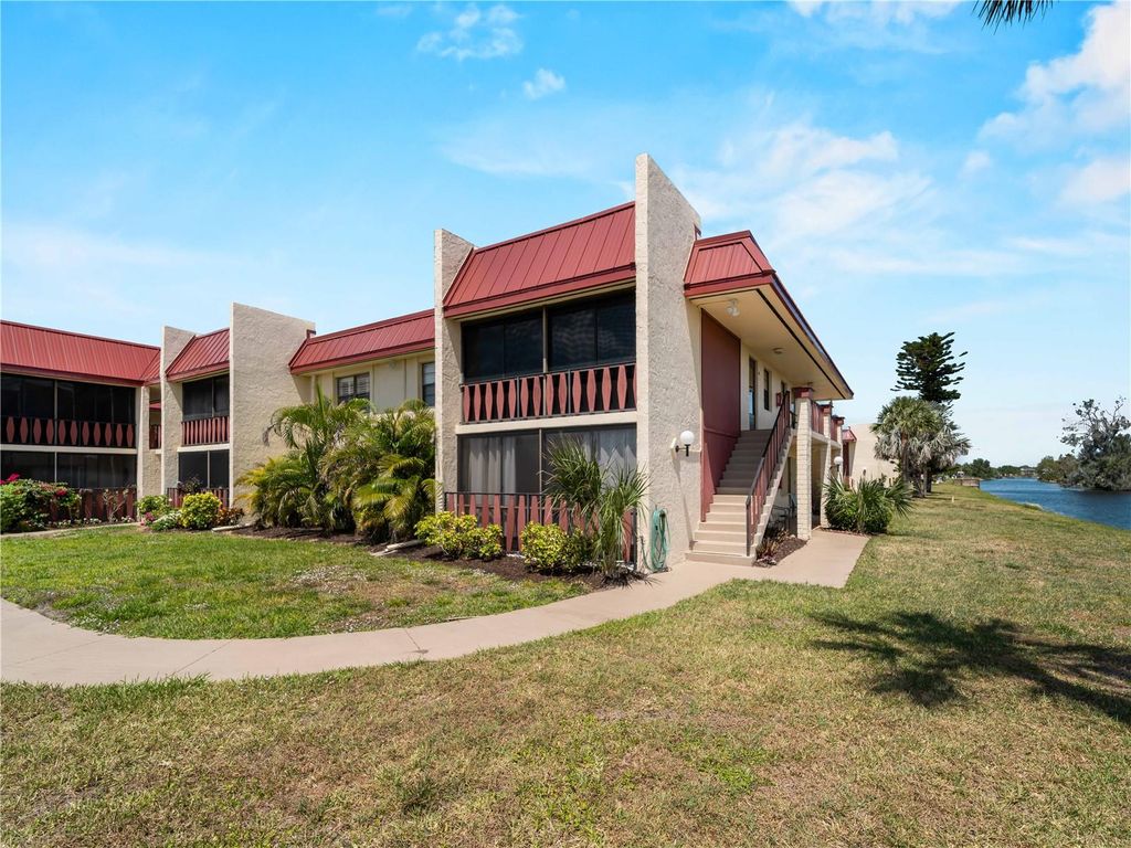 72 BOUNDARY BOULEVARD 226, Rotonda West, FL 33947