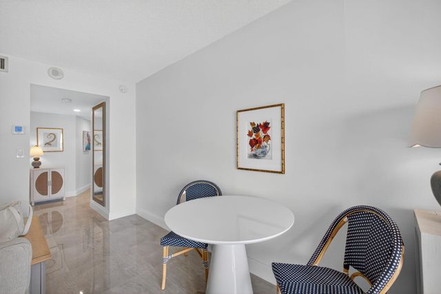 2600 N Flagler Drive 813, West Palm Beach, FL 33407