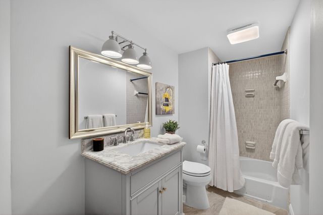 2600 N Flagler Drive 813, West Palm Beach, FL 33407