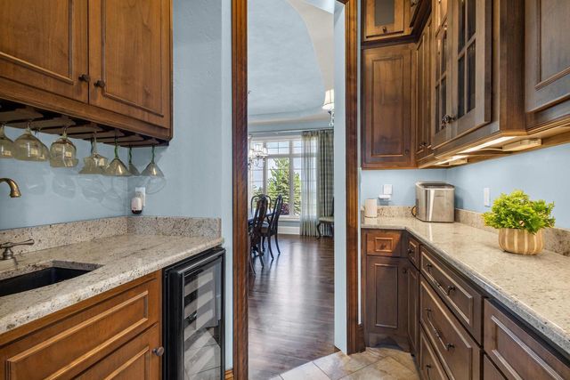 2828 E APPLE HILL BOULEVARD, Appleton, WI 54913
