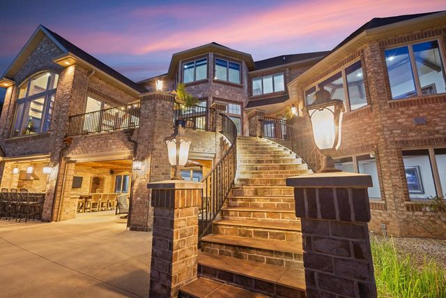 2828 E APPLE HILL BOULEVARD, Appleton, WI 54913