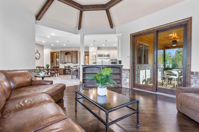 2828 E APPLE HILL BOULEVARD, Appleton, WI 54913