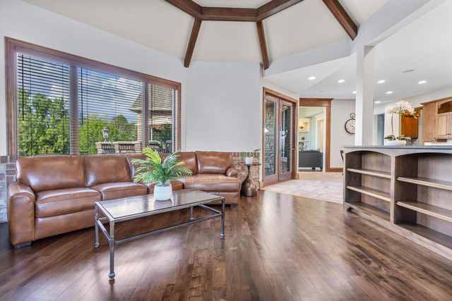 2828 E APPLE HILL BOULEVARD, Appleton, WI 54913