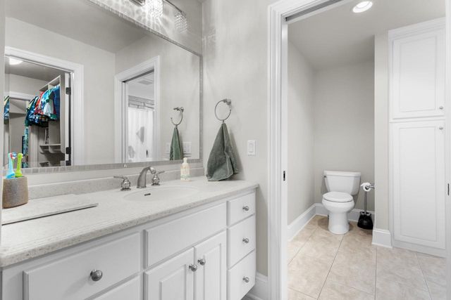 2828 E APPLE HILL BOULEVARD, Appleton, WI 54913