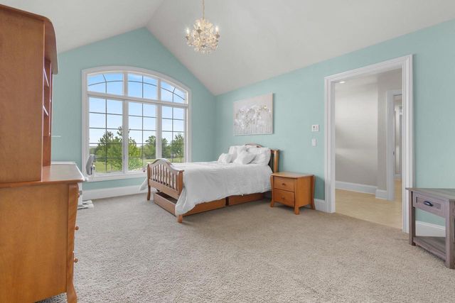 2828 E APPLE HILL BOULEVARD, Appleton, WI 54913