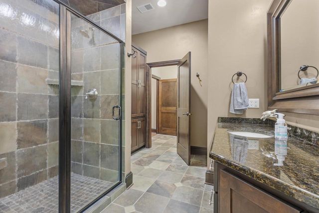 2828 E APPLE HILL BOULEVARD, Appleton, WI 54913