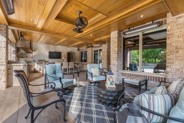 2828 E APPLE HILL BOULEVARD, Appleton, WI 54913