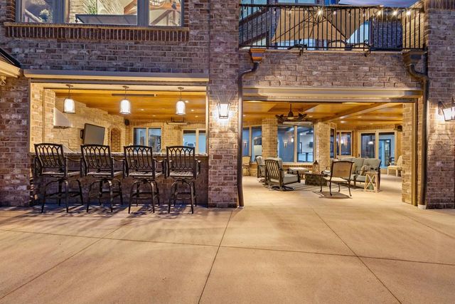 2828 E APPLE HILL BOULEVARD, Appleton, WI 54913