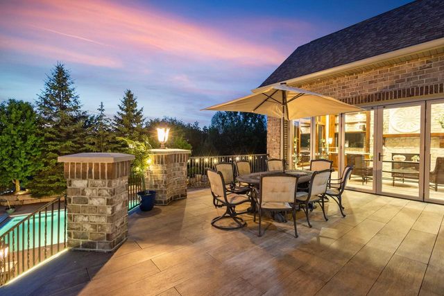 2828 E APPLE HILL BOULEVARD, Appleton, WI 54913