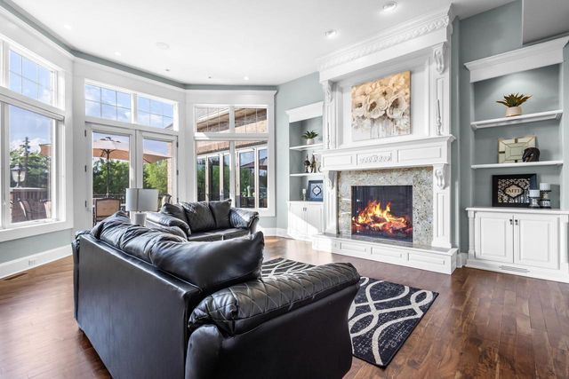 2828 E APPLE HILL BOULEVARD, Appleton, WI 54913