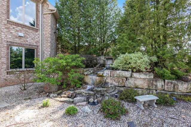 2828 E APPLE HILL BOULEVARD, Appleton, WI 54913
