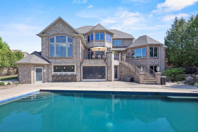 2828 E APPLE HILL BOULEVARD, Appleton, WI 54913