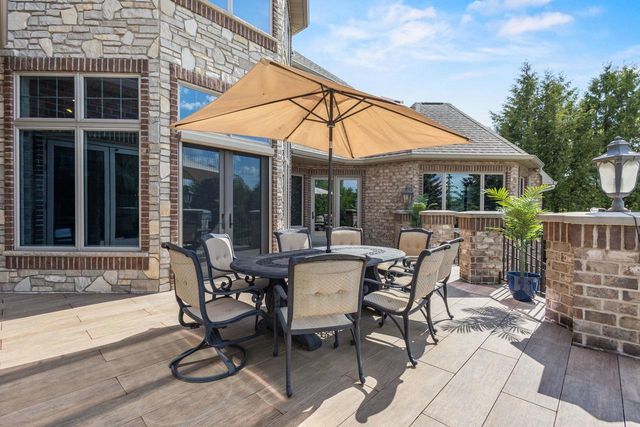 2828 E APPLE HILL BOULEVARD, Appleton, WI 54913