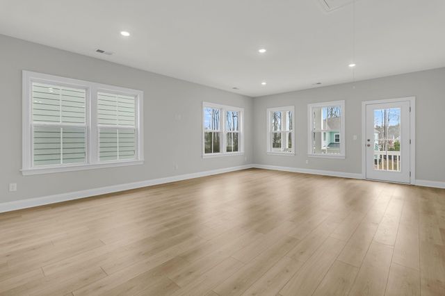 774 Maynard Lane, Summerville, SC 29486