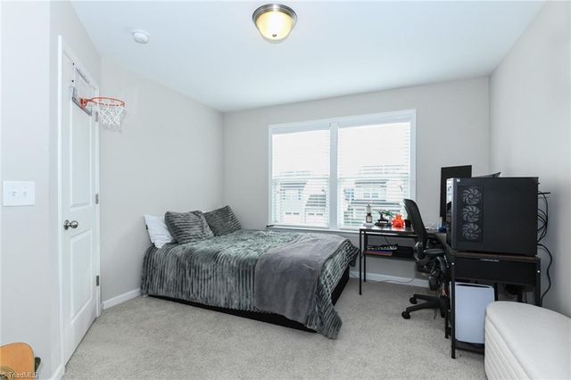 5109 Shorthorn Way, Greensboro, NC 27405