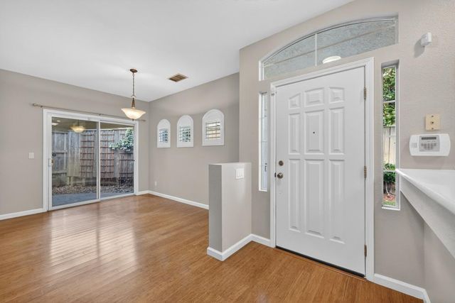 743 Moylegrove Ct, Folsom, CA 95630