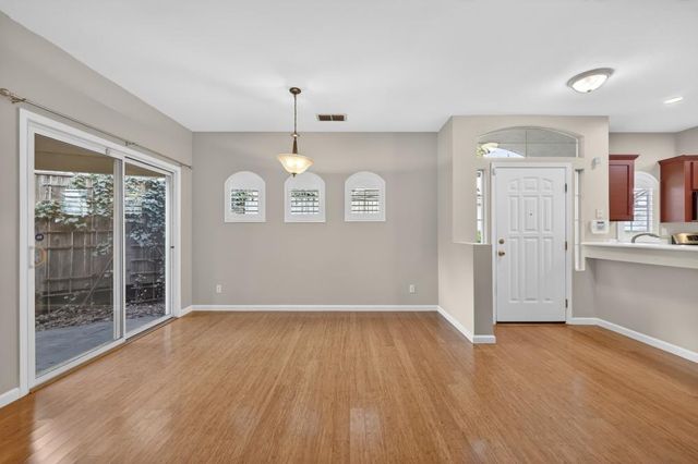 743 Moylegrove Ct, Folsom, CA 95630