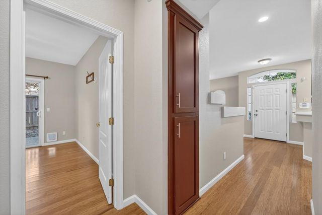 743 Moylegrove Ct, Folsom, CA 95630