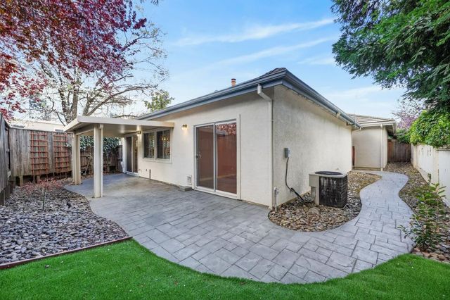 743 Moylegrove Ct, Folsom, CA 95630