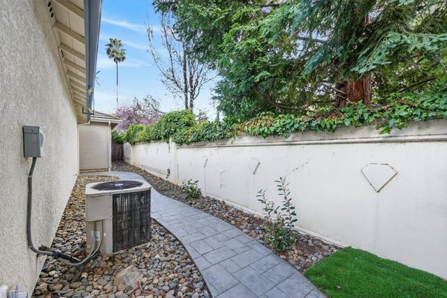 743 Moylegrove Ct, Folsom, CA 95630