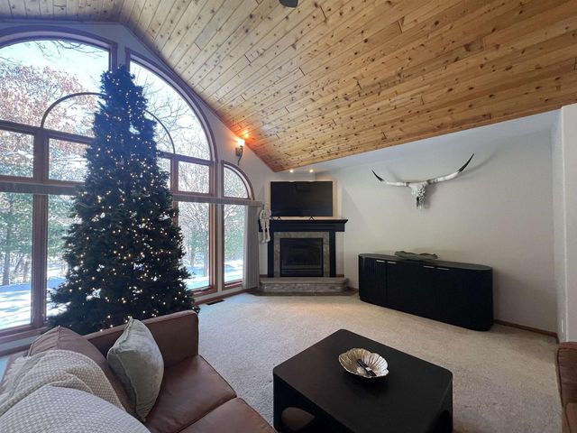 N6921 S Sandstone Drive, Mauston, WI 53948