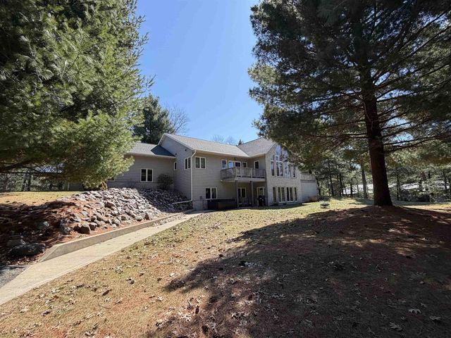 N6921 S Sandstone Drive, Mauston, WI 53948