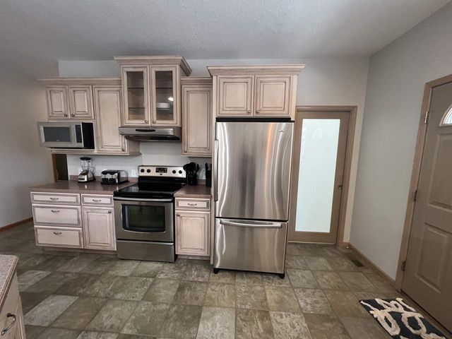 N6921 S Sandstone Drive, Mauston, WI 53948