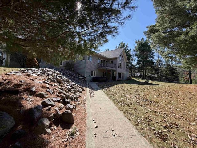 N6921 S Sandstone Drive, Mauston, WI 53948