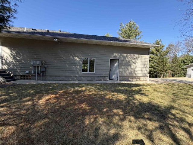 N6921 S Sandstone Drive, Mauston, WI 53948