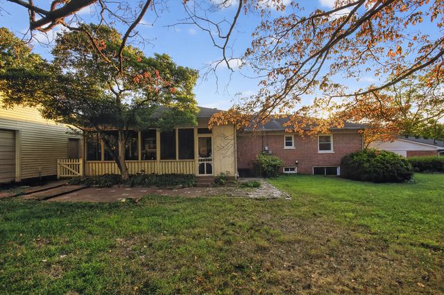 309 Thistleton Circle, Lexington, KY 40502